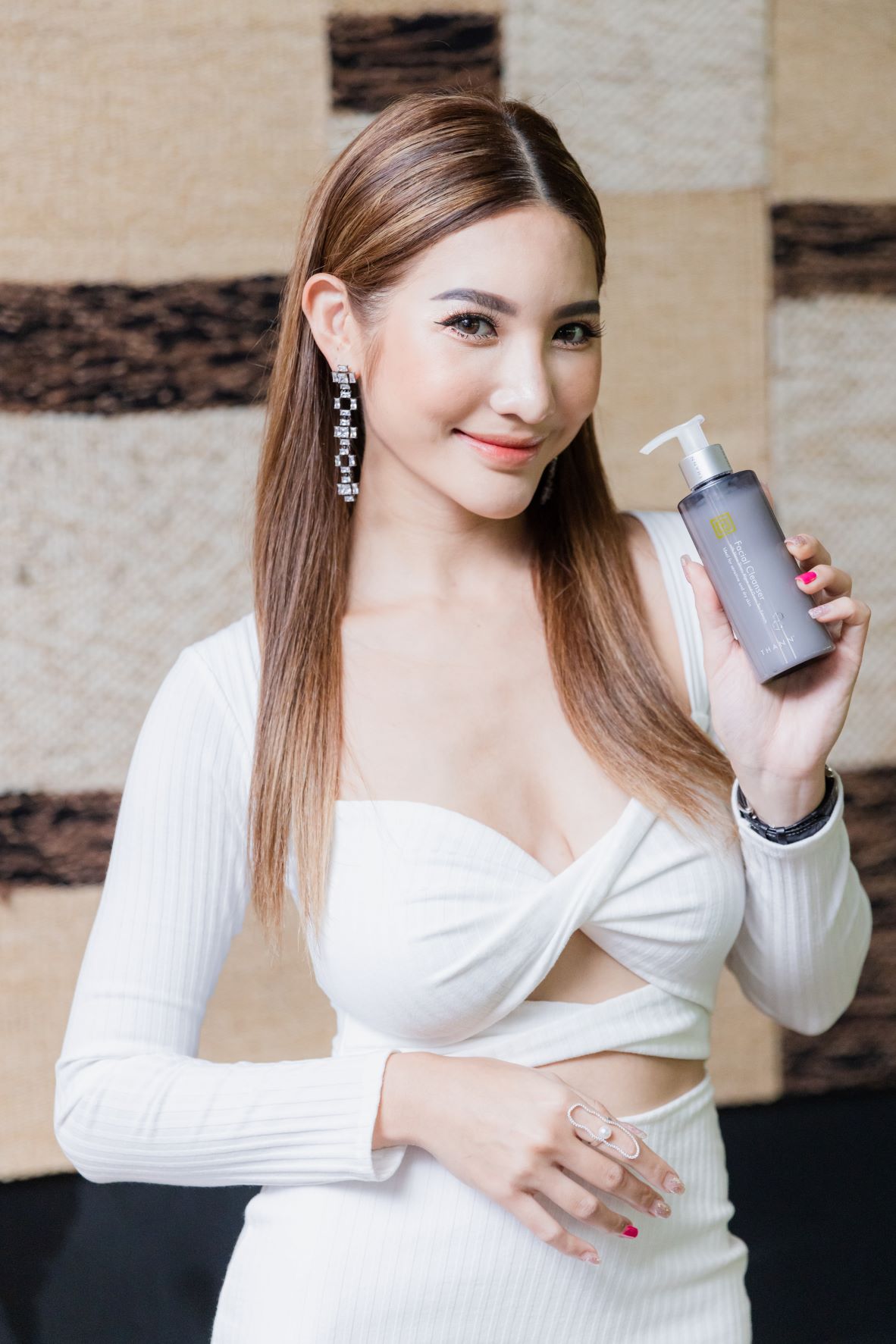 แพรวปรียา ชุมสาย ณ อยุธยา
