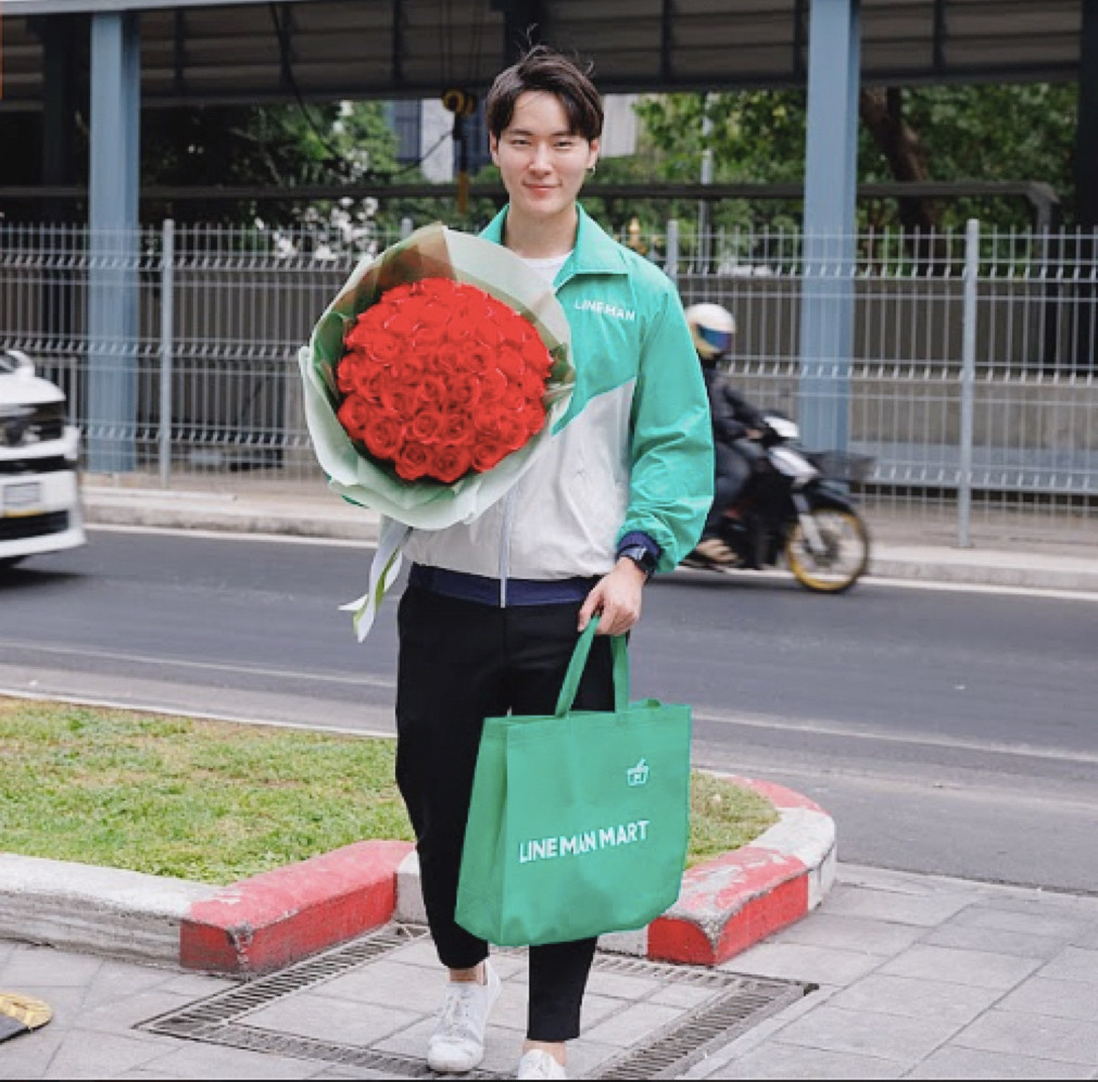 โปรสายมูวันวาเลนไทน์ สั่งดอกไม้ ของขลัง ของขวัญ ผ่านไลน์แมน