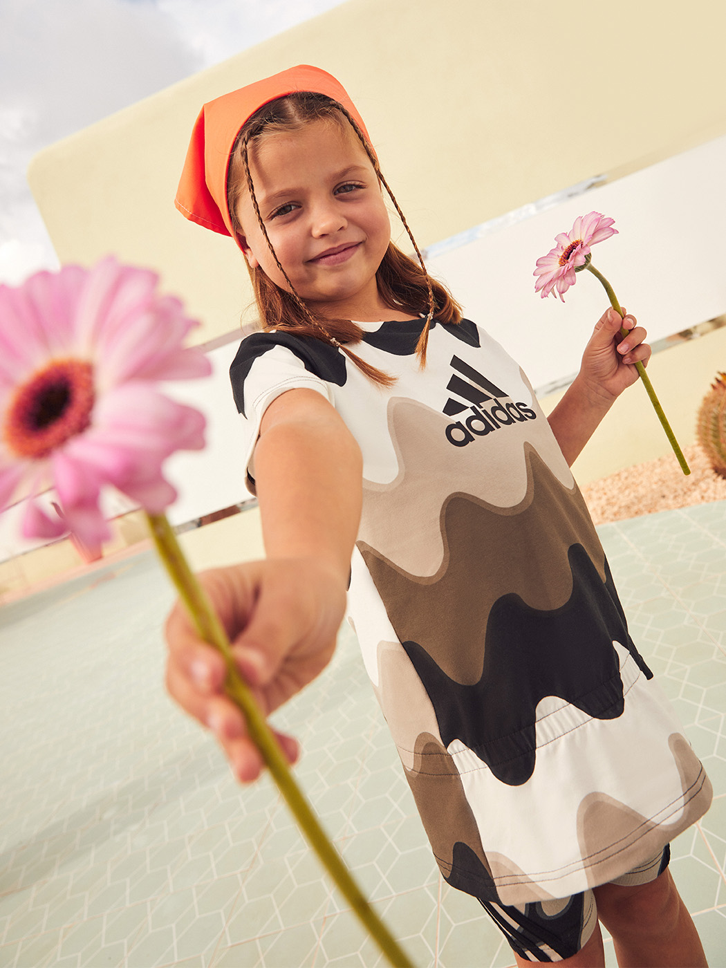 แฟชั่น ผสม ความสบาย คอลเลกชันสุดสนุก เมื่อ adidas x Marimekko